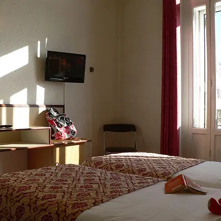 Moderne Szálloda La Malène