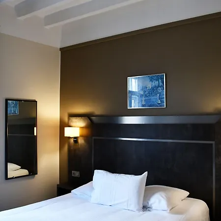 Hotel Moderne 3*