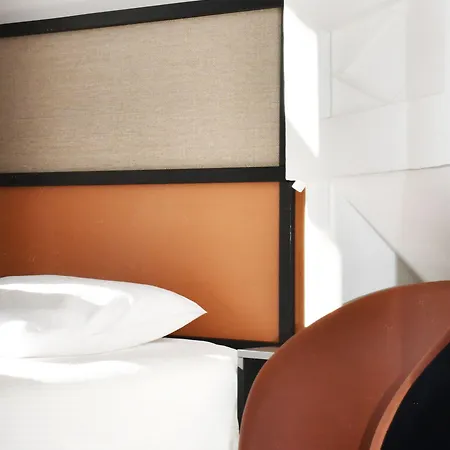 Hotel Moderne 3*